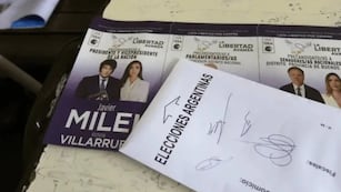 Boleta de La Libertad Avanza.