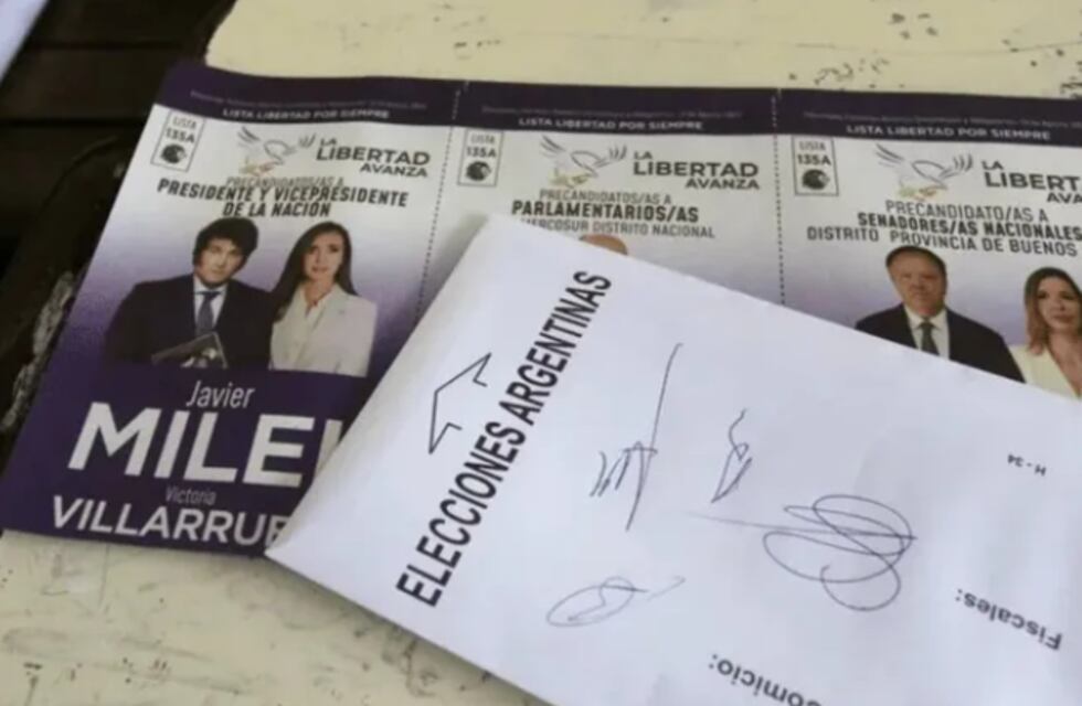 La Justicia Electoral le advirtió a La Libertad Avanza que no entregó la cantidad suficiente de boletas para el balotaje