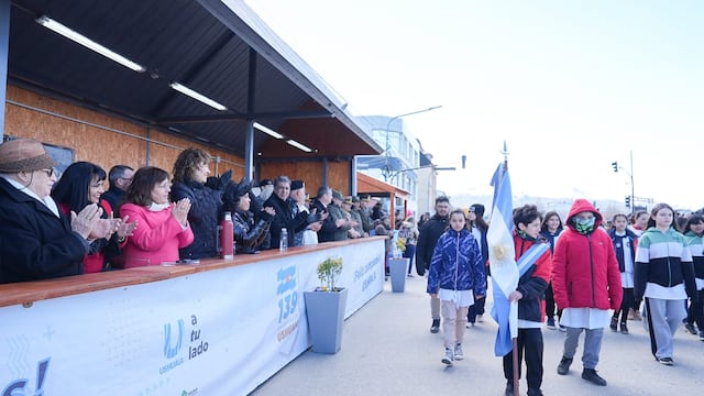 Autoridades de Tierra del Fuego participaron del 139° aniversario de Ushuaia y Prefectura