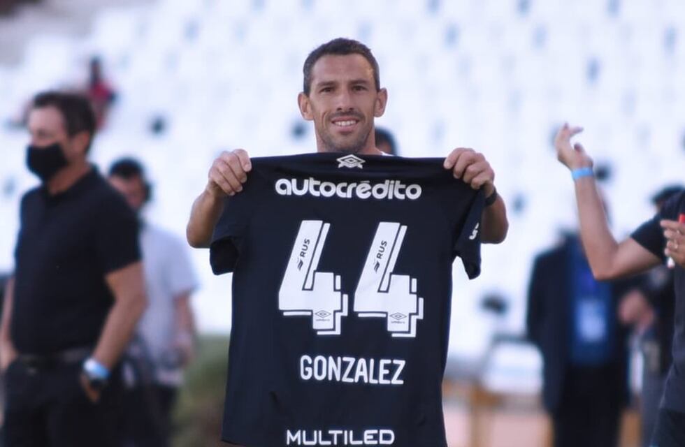 Maxi Rodríguez igualó al segundo máximo goleador histórico de Newell’s