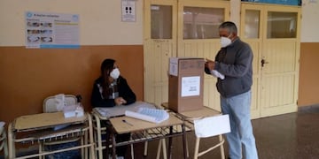 La votación en Salta comenzó en promedio a las 8.30 horas.