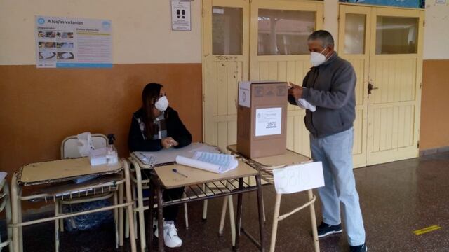 La votación en Salta comenzó en promedio a las 8.30 horas.