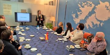 La presencia tucumana en Europa incluye encuentros estratégicos con operadores turísticos y la promoción de su Ruta del Vino en Altura y su patrimonio histórico.