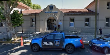 Un turista francés se descompensó cuando fue a hacer una denuncia y falleció. (Gentileza Infobae)