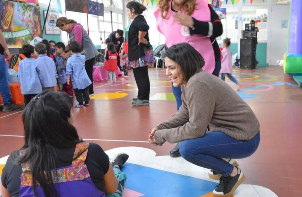 Instituciones educativas se divirtieron en la kermesse “la vida es una sonrisa”