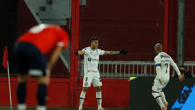 Kaio Jorge celebra su gol ante Independiente (Foto: Gustavo Ortiz/Pool via AP)