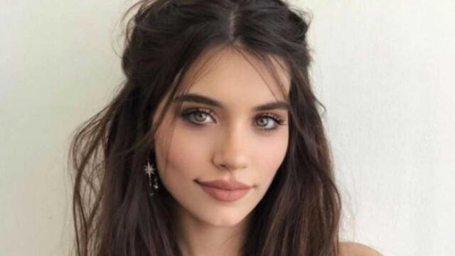 Eva de Dominici cautivó desde la orilla de la playa y con un vestido color café