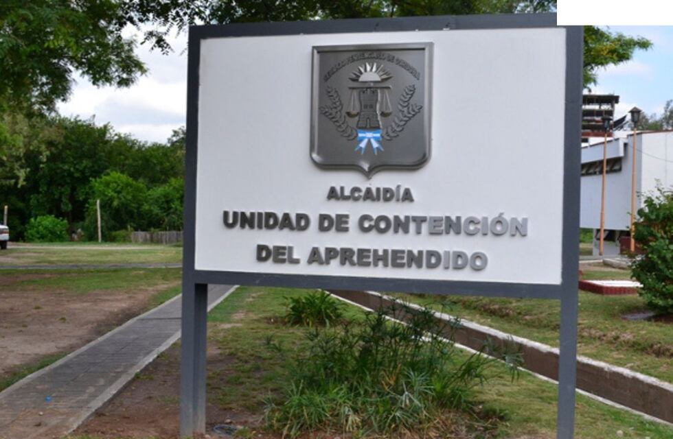 Crece el escándalo en el Servicio Penitenciario de Córdoba: licenciaron a otro funcionario