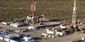 Vaca Muerta. Beneficios cambiarios para petroleros.