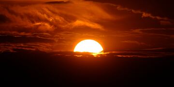 Aleta y preocupación por el clima en Argentina para los próximos tres meses. (AP Foto/David Zalubowski)