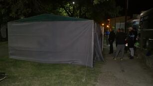 Por la falta de respuesta, los choferes se manifiestan en la empresa.
