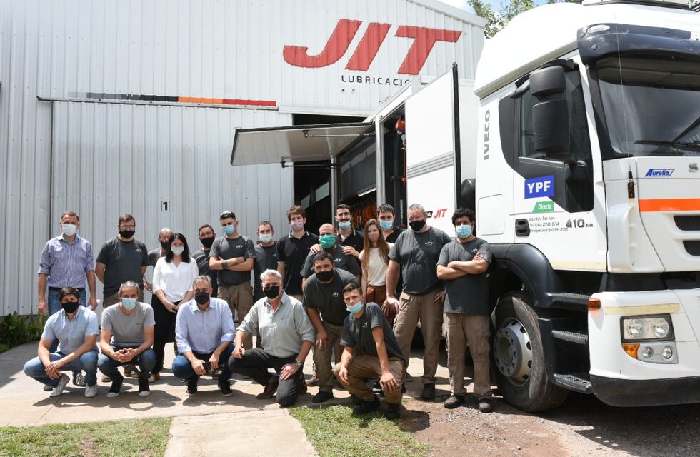 El intendente Luis Castellano recorrió la firma JIT Lubricaciones