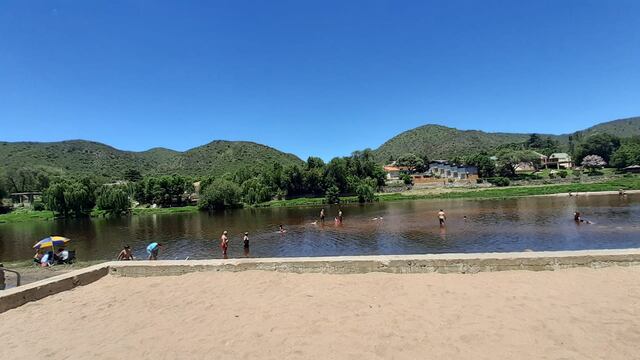Tarde soleada en Playas de Oro en esta nueva semana de enero 2021. (Foto: VíaCarlosPaz).
