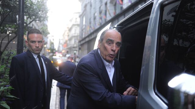 Guillermo Francos se retiró de la reunión a la media hora. (Clarín)