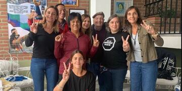 Milagro Sala recibió el premio Rodolfo Walsh en su domicilio.