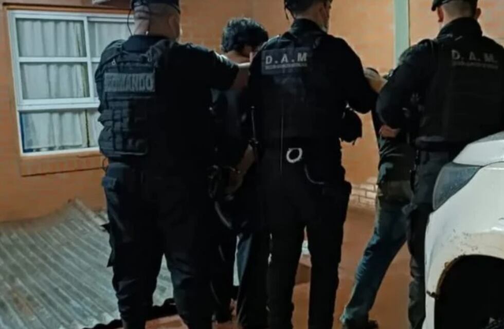 Tras varios operativos, detienen a individuos y recuperan objetos robados en Posadas