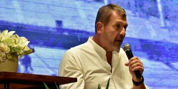 Propuestas del precandidato Armando Gay.