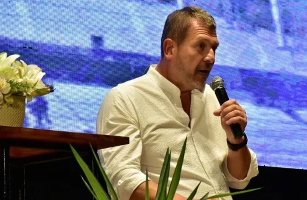 Armando Gay: tres propuestas para mejorar la educación, la cultura y la seguridad vial de la ciudad.