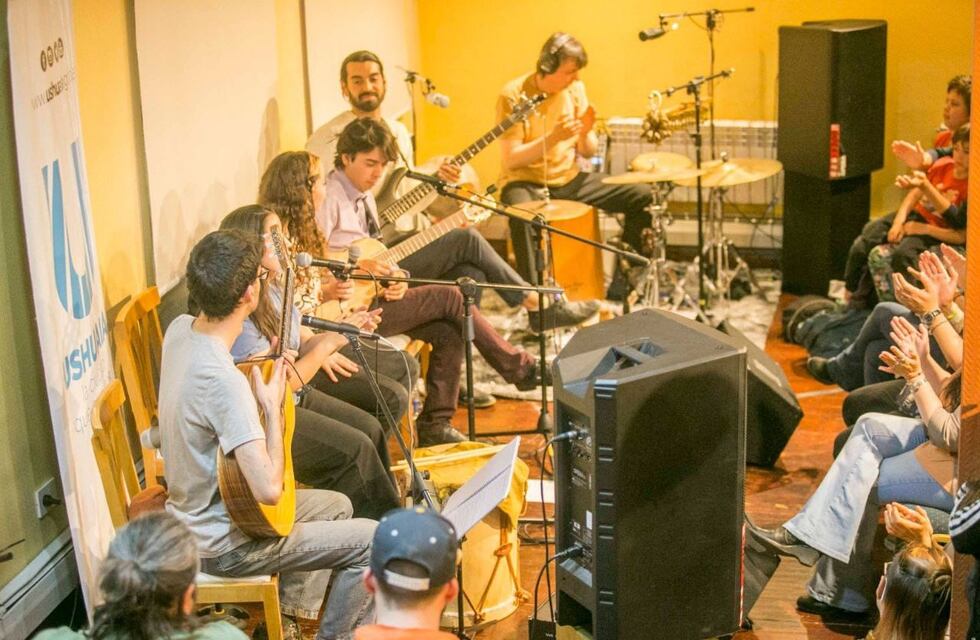 “Canciones Latinoamericanas” se presentó en Ushuaia