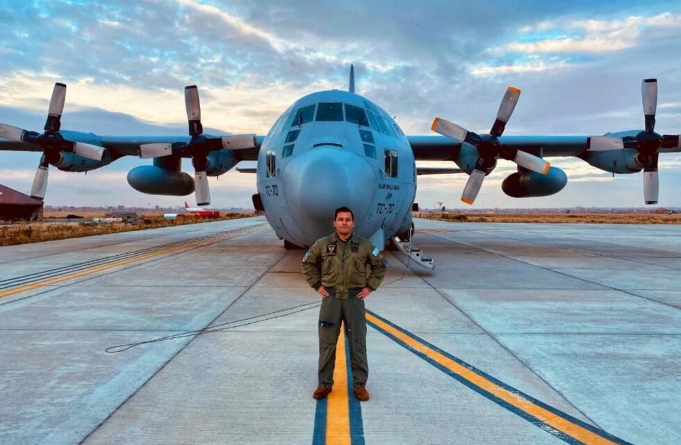 Héroes: quién es el villamercedino que piloteó el Hércules C-130 para rescatar a argentinos en Tel Aviv