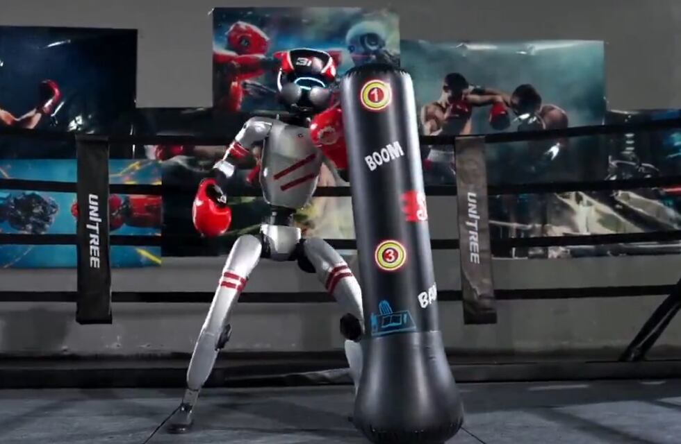 VIDEO| ¿La rebelión de las máquinas? China presentó un impactante modelo de robot boxeador