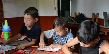 Cáritas de Iguazú lleva adelante una colecta de útiles escolares.