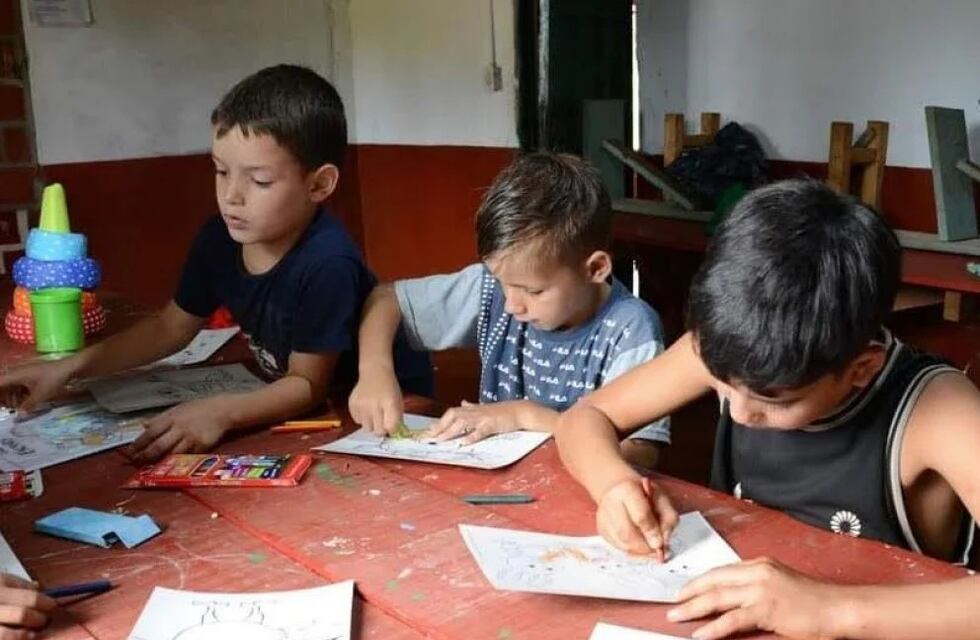 Cáritas de Iguazú lleva adelante una colecta de útiles escolares