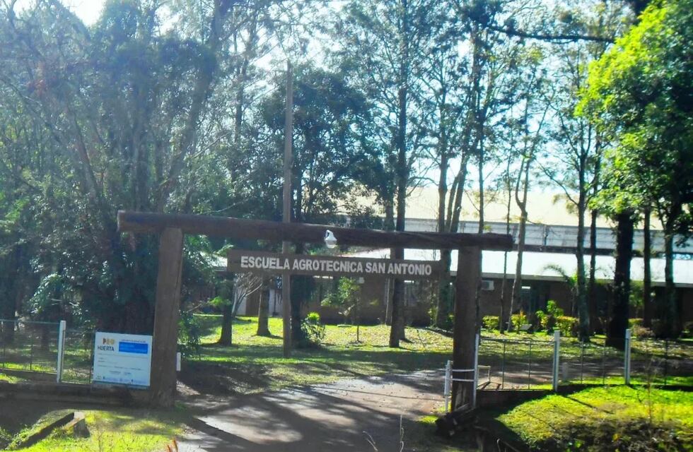 Brindan fondos nacionales para albergues de la escuela Agrotécnica de San Antonio