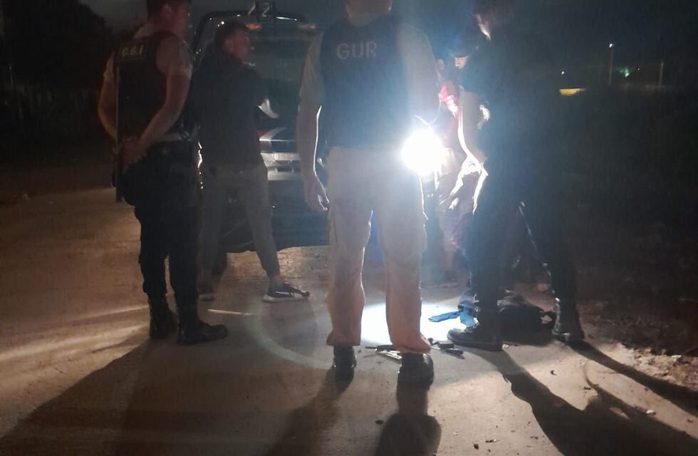 Detienen a tres individuos por robo