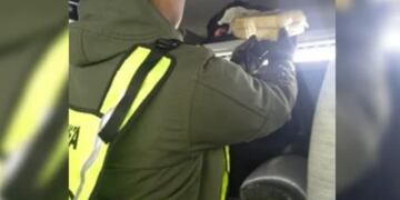 Secuestran marihuana de contrabando en el peaje de Santa Ana.