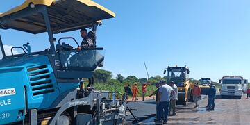 La maquinaria pesada y las cuadrillas viales trabajan en la Ruta Nacional 34, en la provincia de Jujuy.