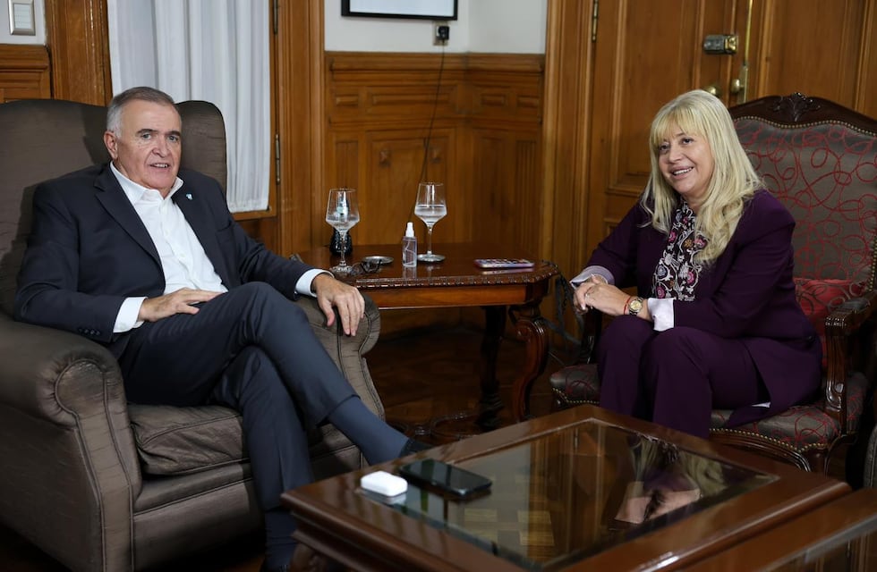 “De la provincia se ocupa el gobernador, del municipio la intendenta”