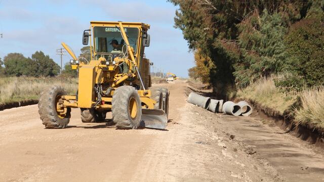Se trabaja en obra de prolongación de la Avenida Belgrano hacia la Escuela Agropecuaria y la Chacra de Barrow.