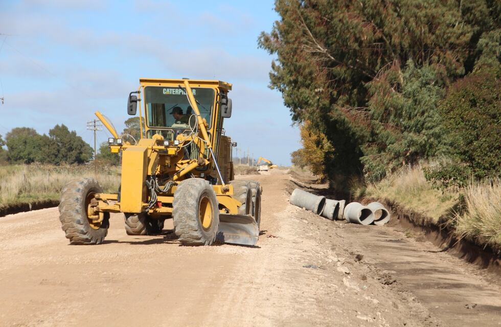 Se trabaja en obra de prolongación de la Avenida Belgrano hacia la Escuela Agropecuaria y la Chacra de Barrow