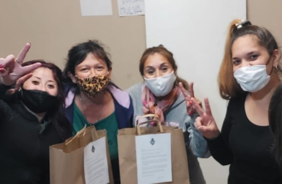 Mujeres mendocinas crearon un espacio textil solidario y popular