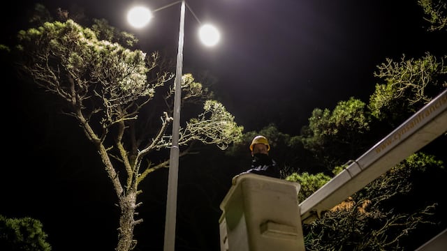 se realizaron trabajos complementarios, como la construcción de nuevas fuentes de energía y las respectivas obras de cableado subterráneo.