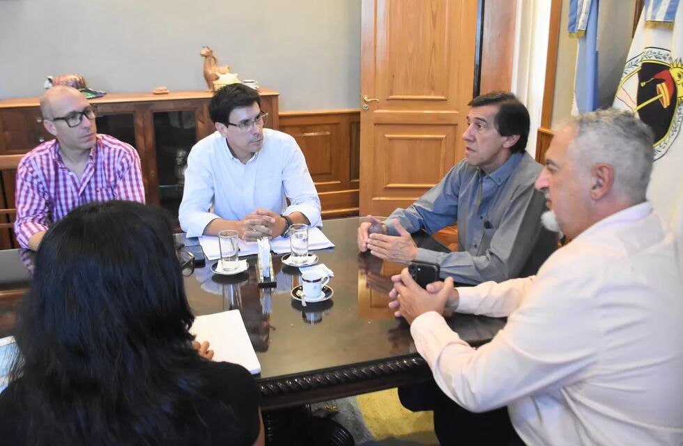 Bouhid y Cardozo explicaron novedades para el sector Salud y Sanidad