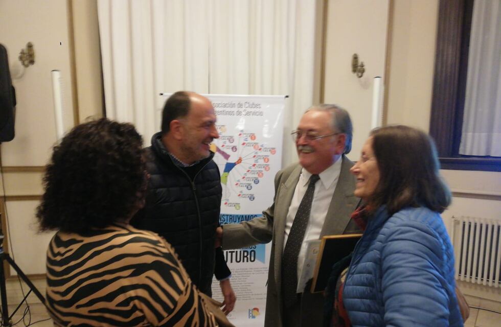 Pablo Garate estuvo presente en la entrega del premio “Domingo Faustino Sarmiento” del CAS
