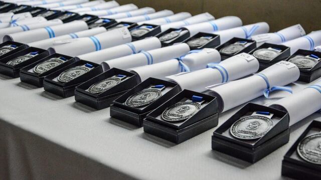 Personal del Hospital Regional Ushuaia fue reconocido como "ciudadano destacado" por la municipalidad