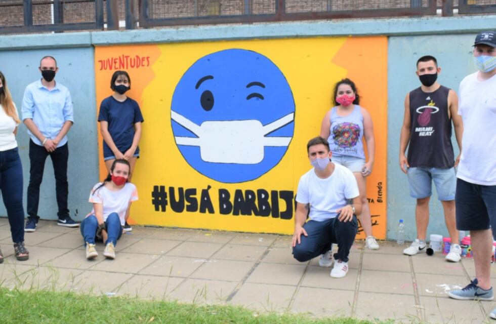Para concientizar: jóvenes pintaron un mural en el Hospital Masvernat