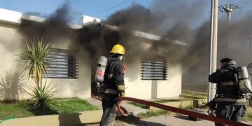 Incendio en Barrio Don Pablo Arroyito