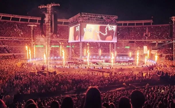 La Nena de Argentina en el Monumental.