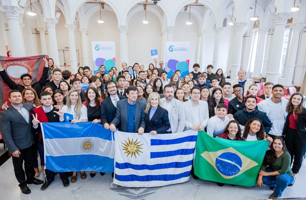 Tierra del Fuego en 6° Encuentro Internacional del Parlamento Juvenil del Mercosur