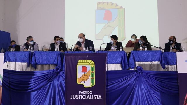 "Nosotros no somos gobierno, pero sí trabajamos por el pueblo, por eso estas elecciones son el principio para mejorar nuestra provincia", proclamó Rivarola En El Carmen.