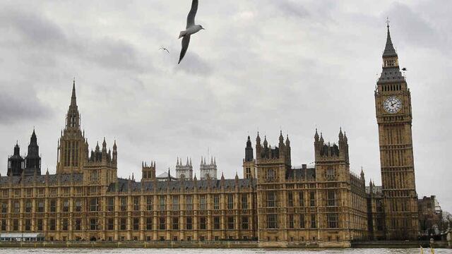Encontraron restos de drogas en los baños del Parlamento Británico. Alguno de los lugares fueron cerca de las oficinas de Boris Jonhson (AP / Archivo).