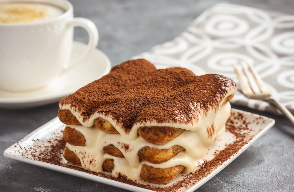 Cómo hacer tiramisú con el pan dulce que se secó: la receta que te va a salvar estas Fiestas