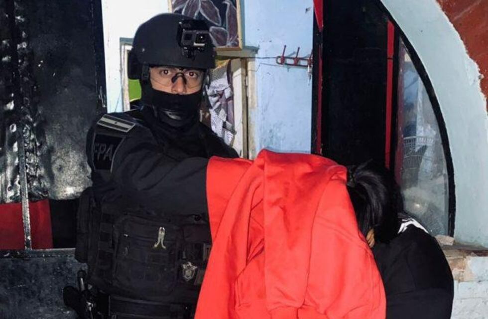 Detenida en Capilla del Monte: mujer de 37 años arrestada por venta de drogas