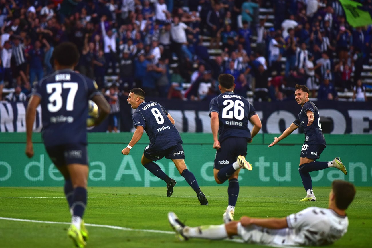 Talleres venció este sábado 1 a 0 a Platense por la fecha 15 del Torneo Clausura 2025 de la Liga Profesional. (Nicolás Bravo / La Voz)