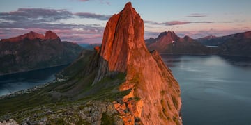 Noruega ofrece sueldos de hasta 100 mil dólares anuales para profesionales argentinos