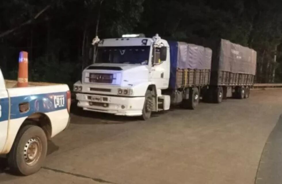 Dos de Mayo: incautan camión cargado con casi 30 toneladas de soja